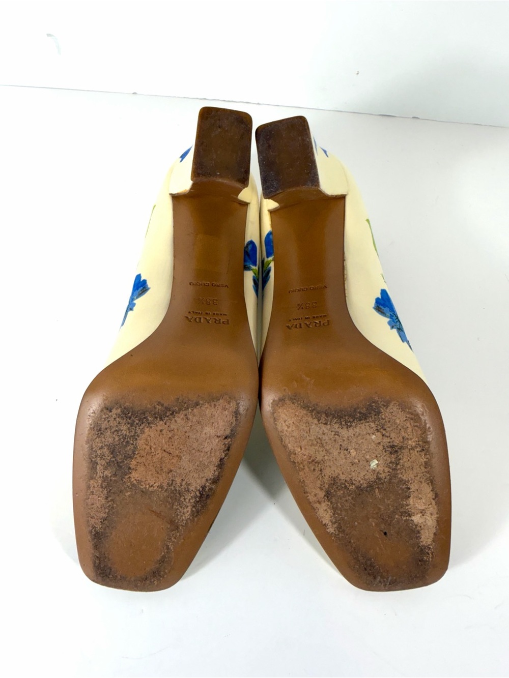 Vintage Prada Floral Print Satin Block Heel Pumps - Cream, Size 38.5 (US 8.5) - Picture 13 of 14